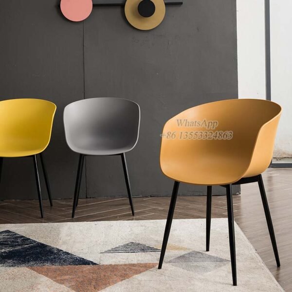 Colorful PP Cafe Seater